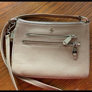 Reduced! Gorgeous Cole Han expandable tan crossbody!